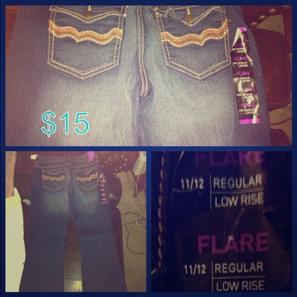 Rue 21 brand jeans 11/12 regular brand new w tags