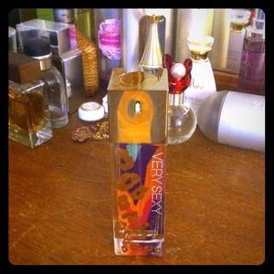 VS Very Sexy Now perfume 🚫hold for tkrowley🚫