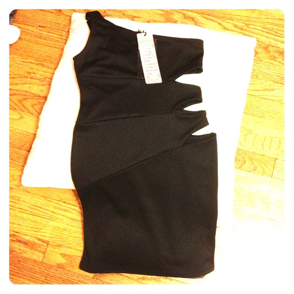 NWT💝 SEXY black cut out dress