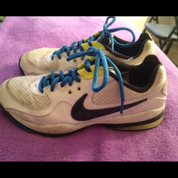 SOLD in bundle: NIKE max air sneakers