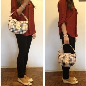 🚫Sold🚫Burberry nova-checked bag