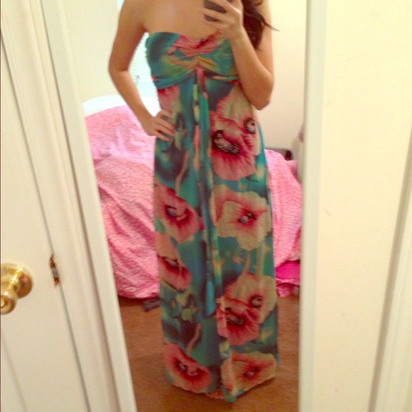 RESERVED❗Maxi dress