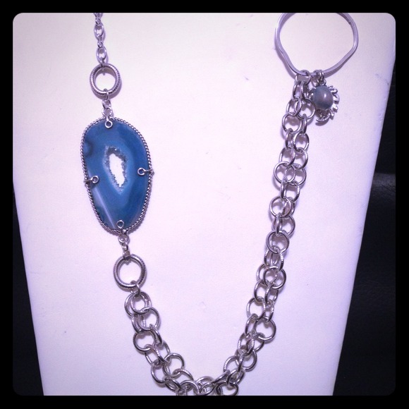 🎀Silver Stoned Necklace🎀