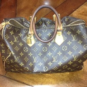 Louis Vuitton Speedy Bag 35