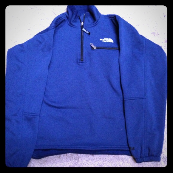 North Face 1/2 zip fleece lined pull-over sweater