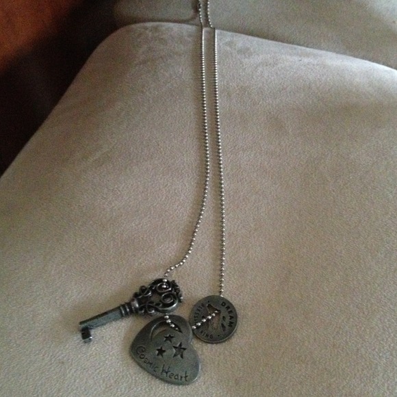 Key/heart/blessing ring - Picture 2 of 2