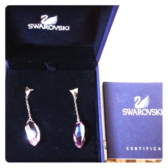 SOLD!! Pink crystal Swarovski drop earrings