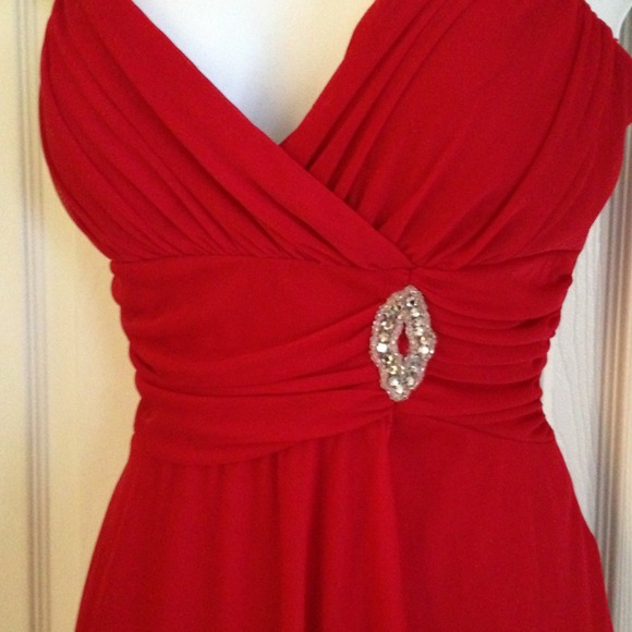 ❌Sold❌Red dress that would look great on Anyone - Picture 2 of 2