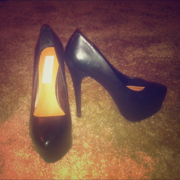 Steve Madden Black Heels💜