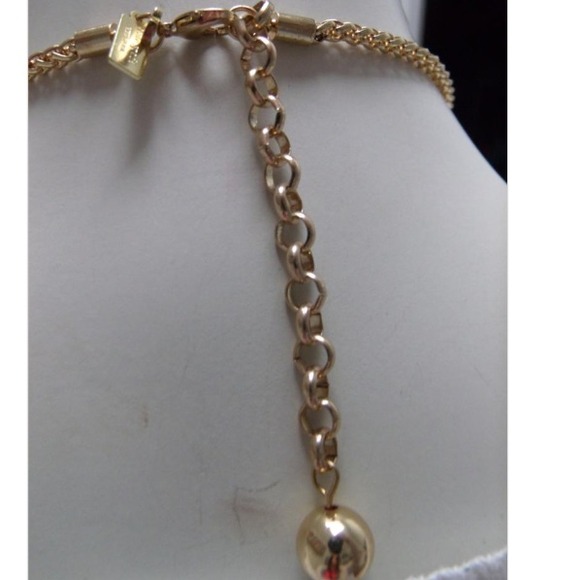 SOLD. Kate Spade NYC Papillon Butterfly Cluster - Picture 4 of 4