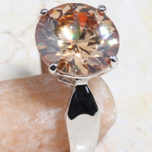 Round Crystal Brown/Orange Morganite Gemstone Ring