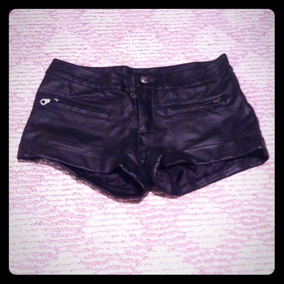 Brand new Black shorts!!