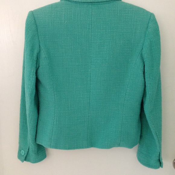 Pastel green blazer - Picture 2 of 2
