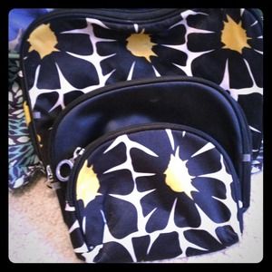 3 set makeup bags. Large medium and small