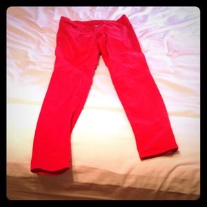 Red jeggings!