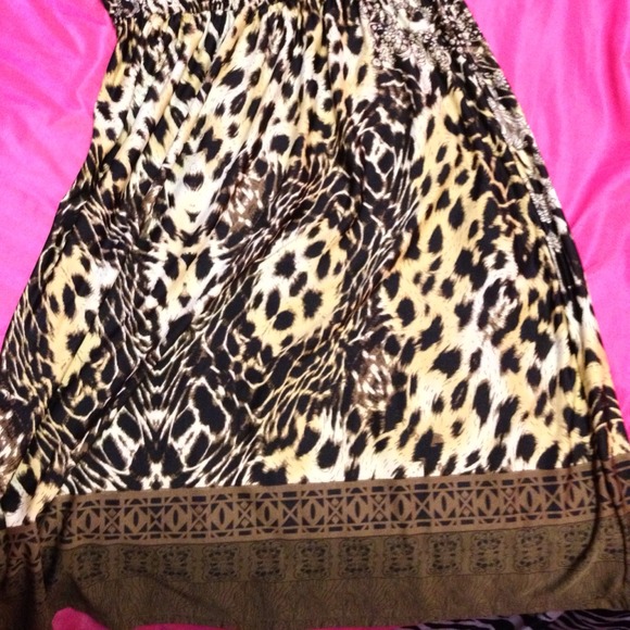 Large Leopard Print Summer Dress - Picture 2 of 2