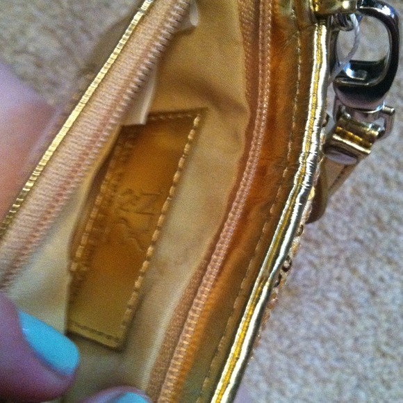 ***SOLD*****Multipurpose smartphone carrying case - Picture 3 of 4