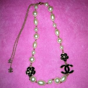 ❗Reserved for akathi❗CC faux pearl necklace