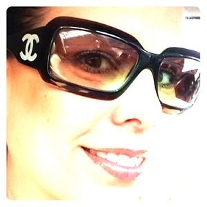 Reduced!!!AUTHENTIC CHANEL brown mother of pearl