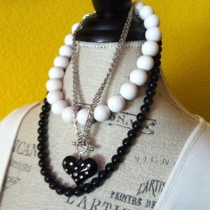 beads and studded heart toggle chain necklace