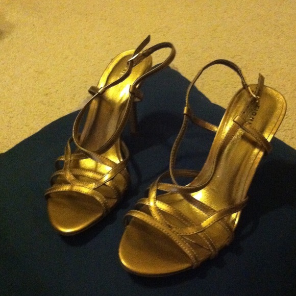 Gold shoes