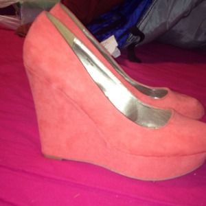 Coral wedges