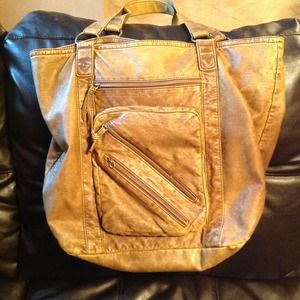 Decree oversized handbag