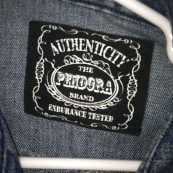 ✋Sold✋Denim jacket 20 - Picture 2 of 2