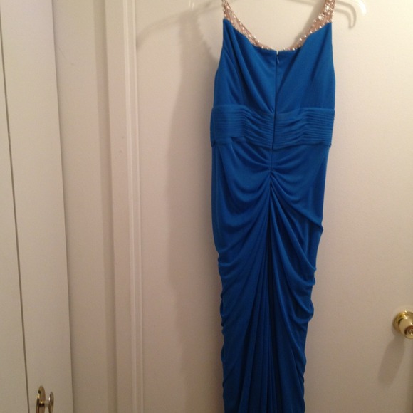 Adrianna Papell dress. - Picture 2 of 3