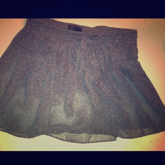 High waisted skirt