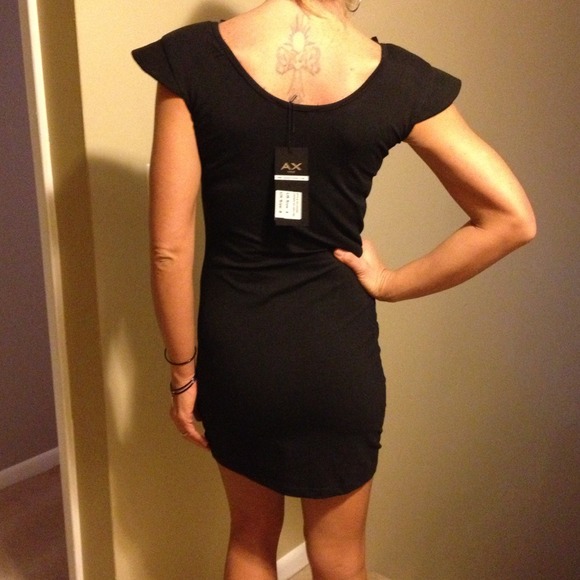 Dress - Picture 2 of 3