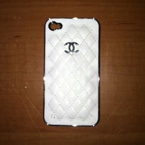 Chanel iPhone 4/4s case!