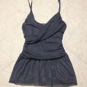 Gorgeous dark gray express top.