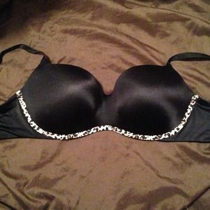 Victoria's Secret 34DD Balconet Bra