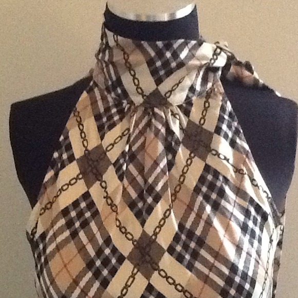 2 TOPS ... Sold