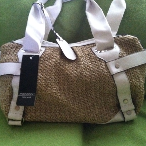Mondani New York Bag!!
