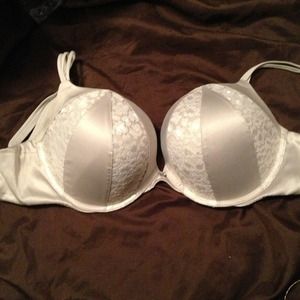 Victoria's Secret 36DD very sexy push up