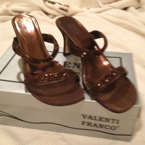 Evening shoes