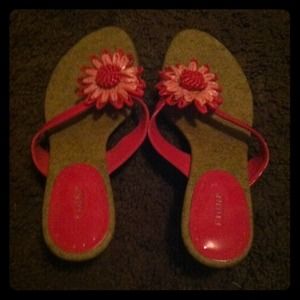 Fioni dark and light pink sandles sz 6:)