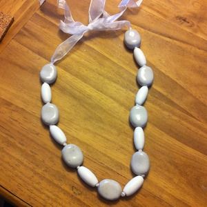 White glass bead neaklace
