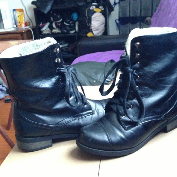 Combat black boots bundle