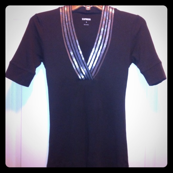 Sold/Bundle Express Dark Gray Sequin Top