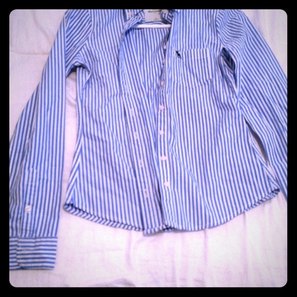 Abercrombie Button up shirt. Kids xlarge
