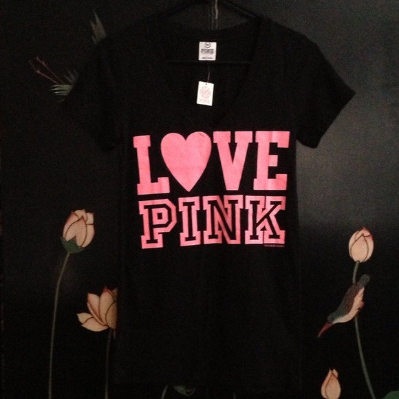 Victoria's Secret LOVE PINK shirt