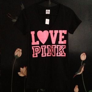 Victoria's Secret LOVE PINK shirt