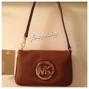 ❌📦SOLD!📦❌Michael Kors Wrislet
