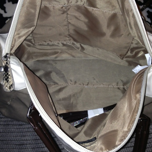 Convertable satchel ;) - Picture 3 of 4