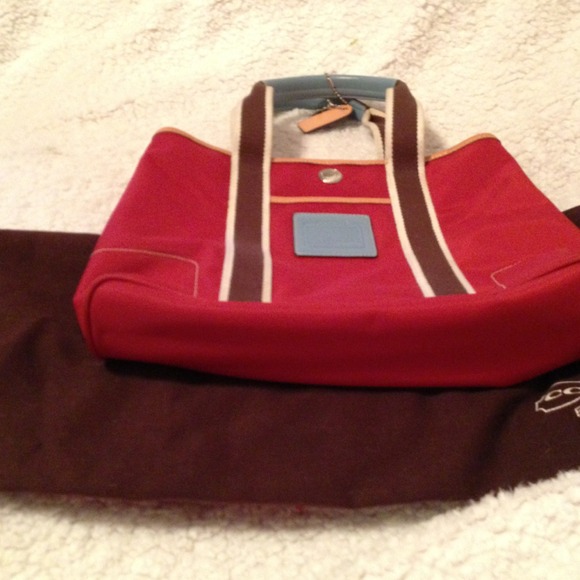 🌟Authentic Coach Handbag🌟--hold til Thuraday