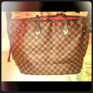 LV leather DAMIER-EBENE Bag.