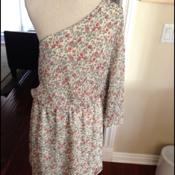 🔴SOLD🔴  Floral Dress - Size 1X XL